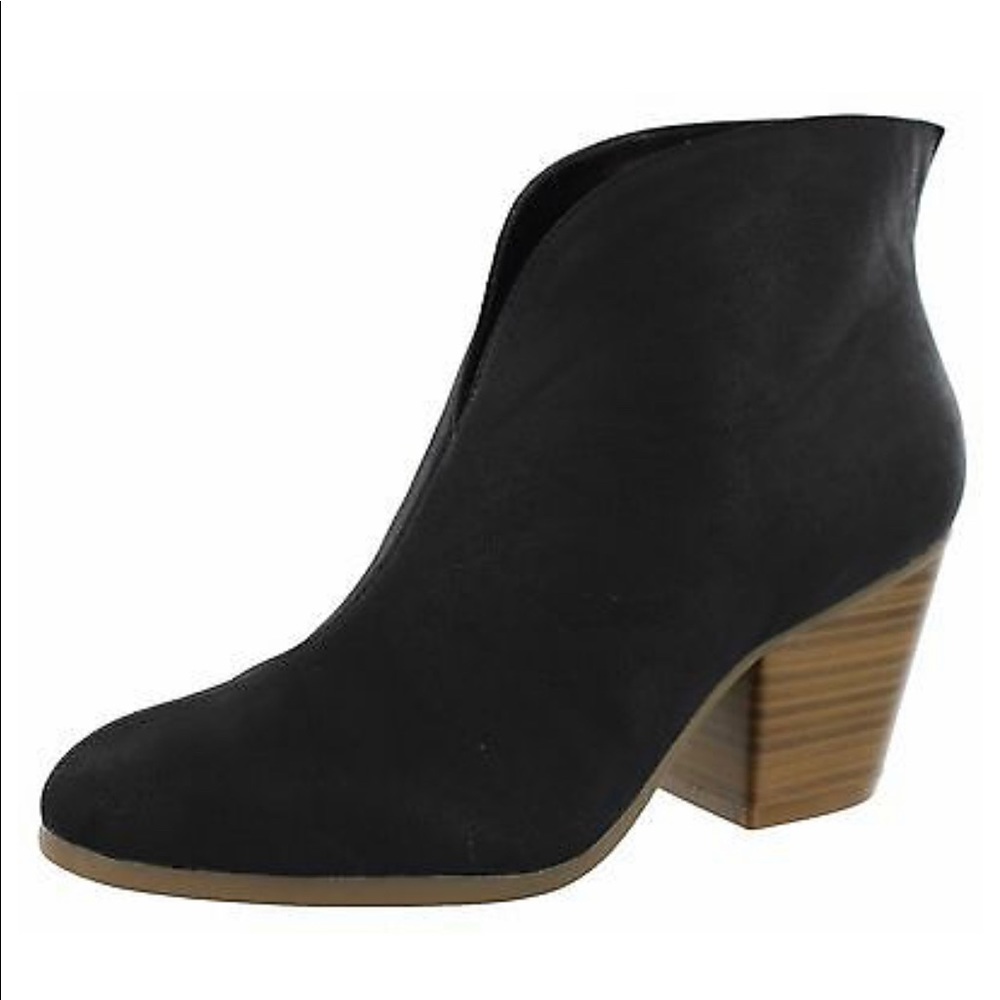 WOMEN'S A2 BY AEROSOLES  GRAVITY ANKLE BOOTIES
